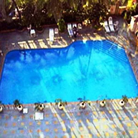 Ramada Plaza by Wyndham Palm Grove 